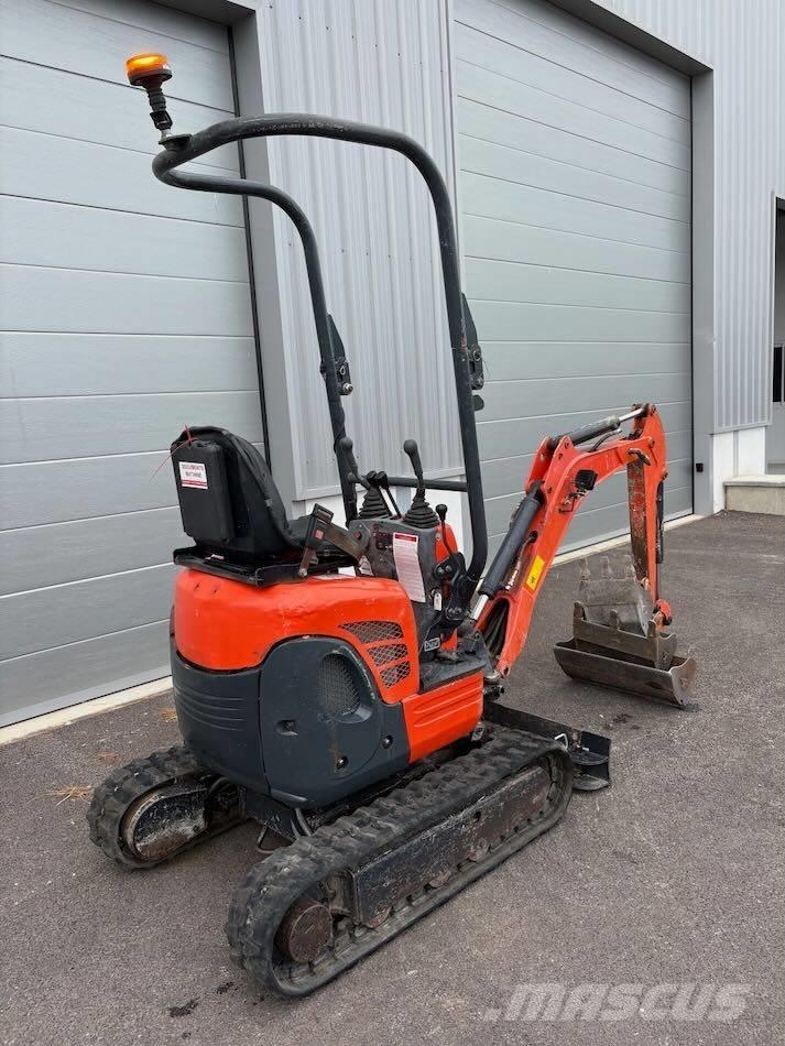 Kubota U 10-3 ミニ油圧ショベル 7t以下（ミニユンボ・ミニディガー）