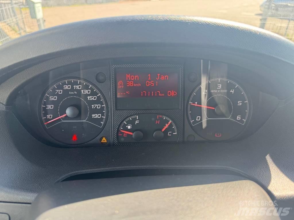 Peugeot Boxer パネルバン