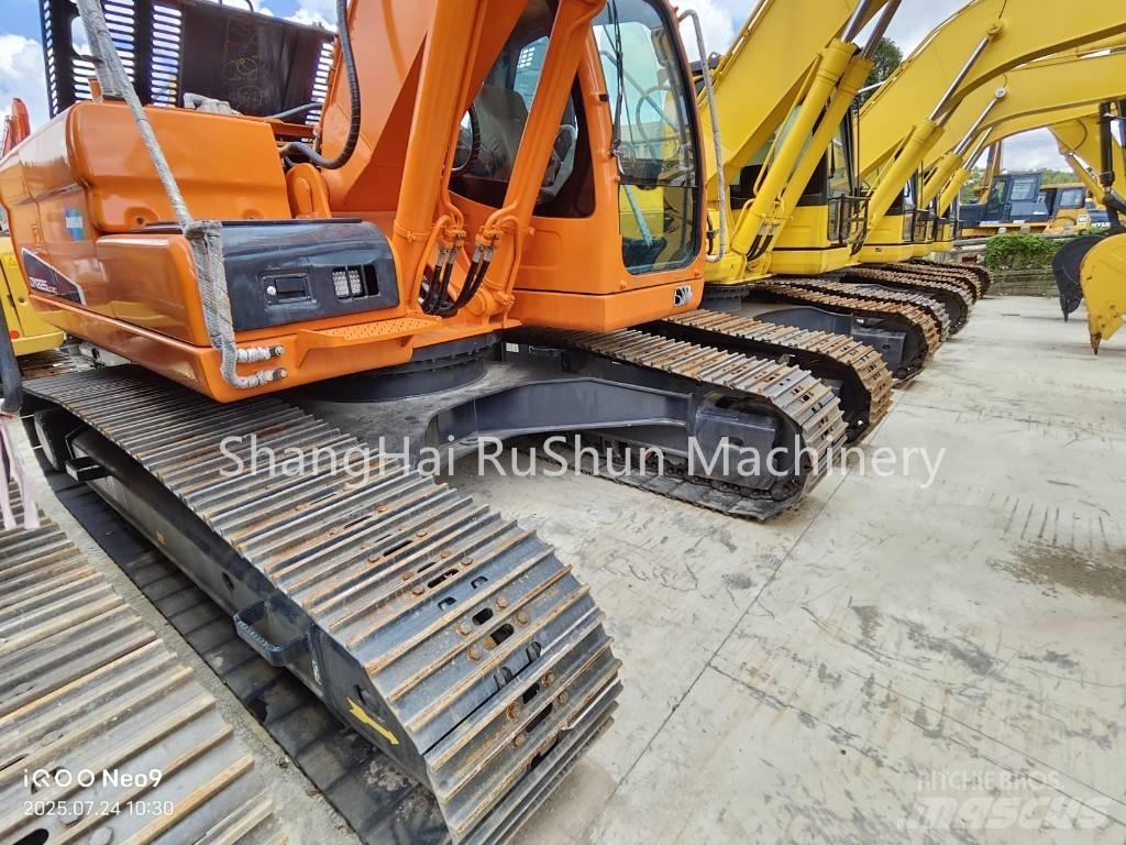 Doosan 225-7 大型油圧ショベル12t以上（パワーショベル・ユンボ）