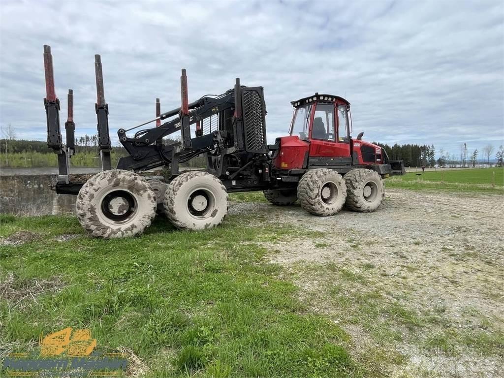 Komatsu 895 フォワーダー