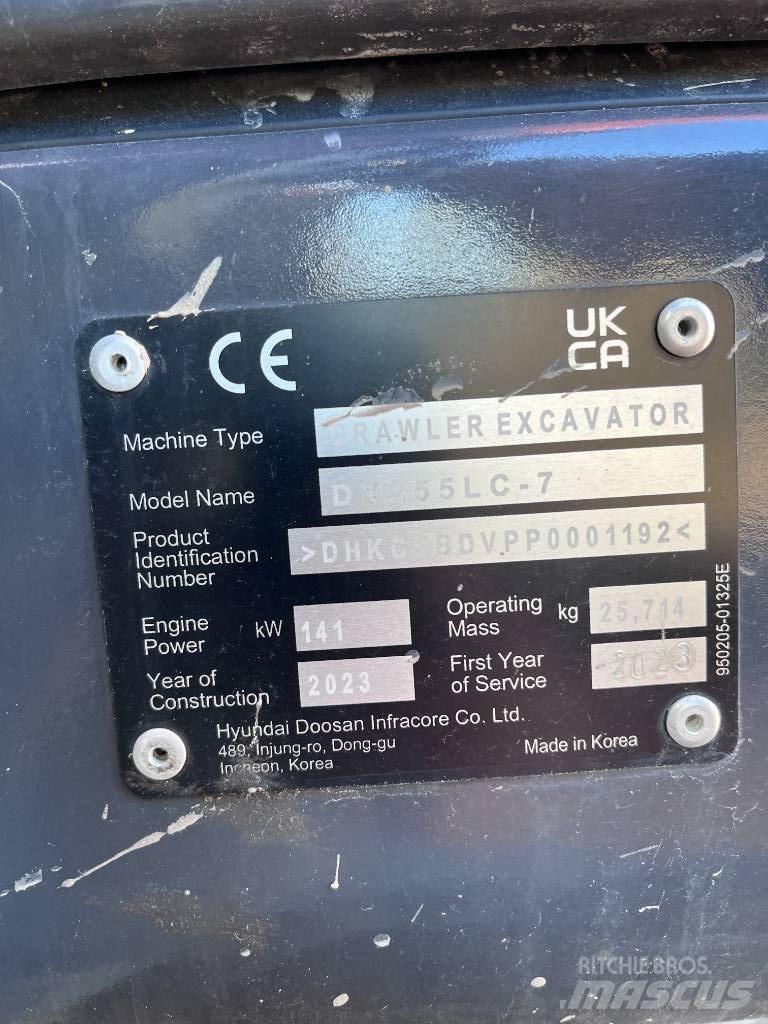 Doosan DX255 LC-7 大型油圧ショベル12t以上（パワーショベル・ユンボ）