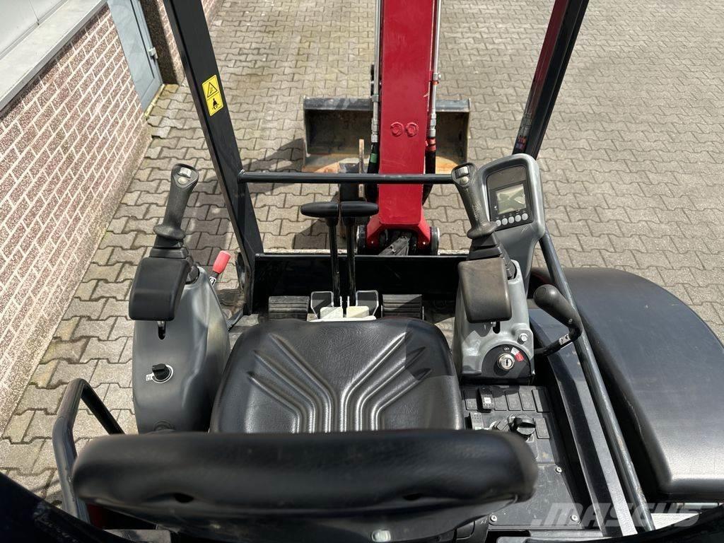 Yanmar VIO27 ミニ油圧ショベル 7t以下（ミニユンボ・ミニディガー）