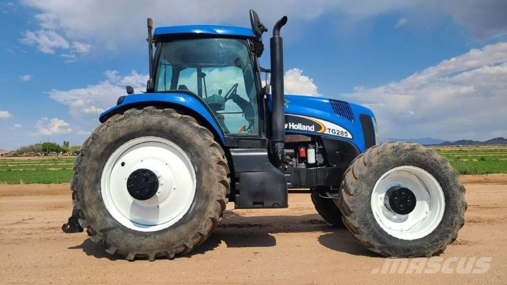 New Holland TG285 トラクター