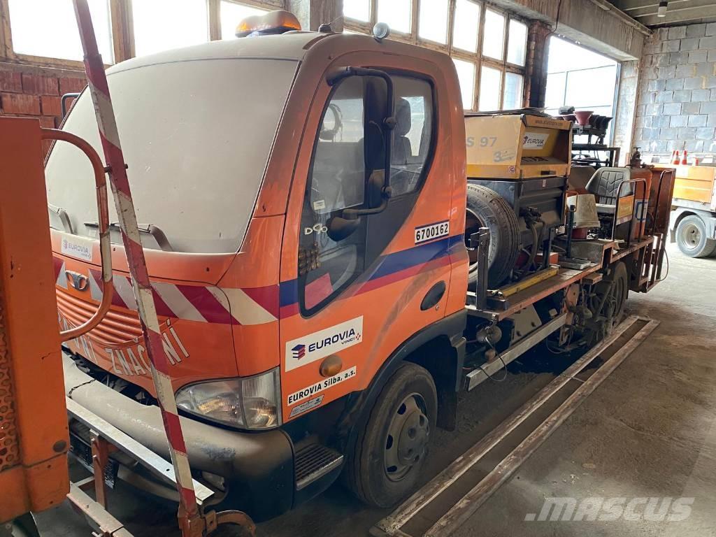 Avia D 90 L その他トラック