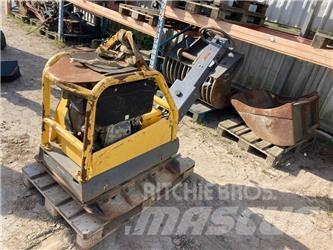 Atlas Copco LG 500 プレートコンパクター
