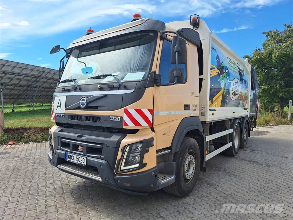 Volvo FMX 380 6X2 キャブ付きシャーシ