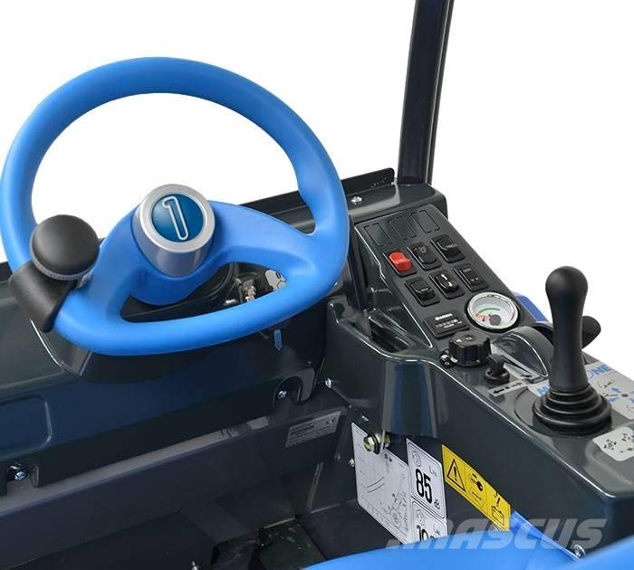 Multione 2.3 EFI スキッドステアローダー