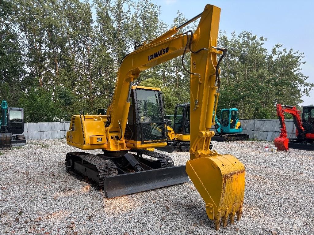 Komatsu PC 70 ミニ油圧ショベル 7t以下（ミニユンボ・ミニディガー）