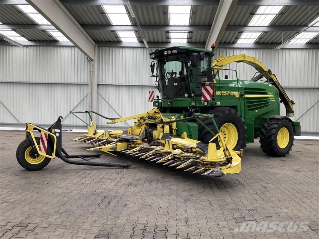 John Deere 7750i 自走式フォレージハーベスター