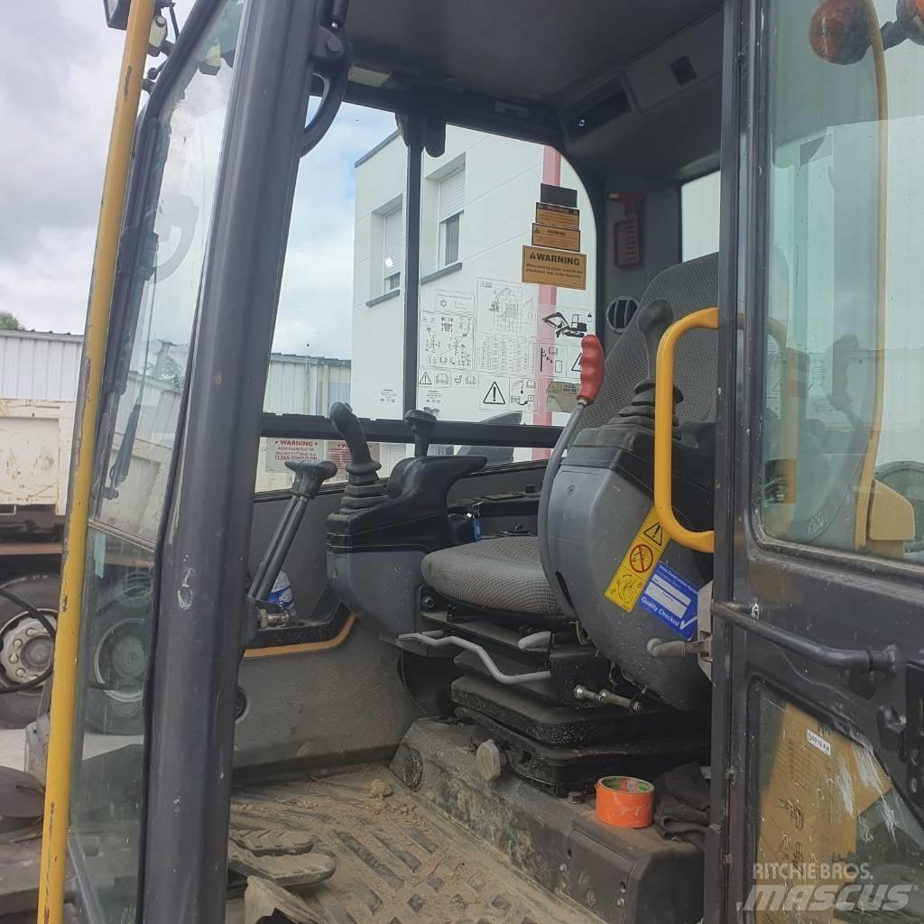 Volvo ECR 88 D 中型油圧ショベル 7ｔ-12ｔ（ユンボ・パワーショベル・バックホー）