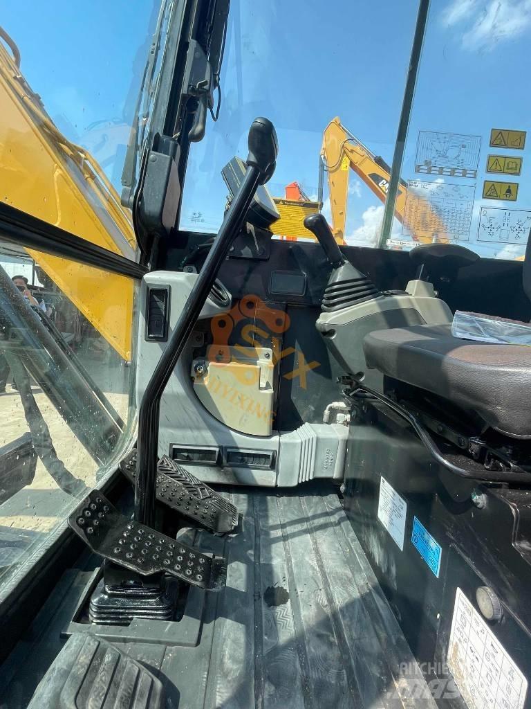 CAT 305.5 E 2 ミニ油圧ショベル 7t以下（ミニユンボ・ミニディガー）