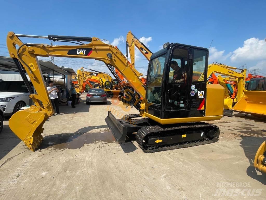 CAT 305.5 E 2 ミニ油圧ショベル 7t以下（ミニユンボ・ミニディガー）