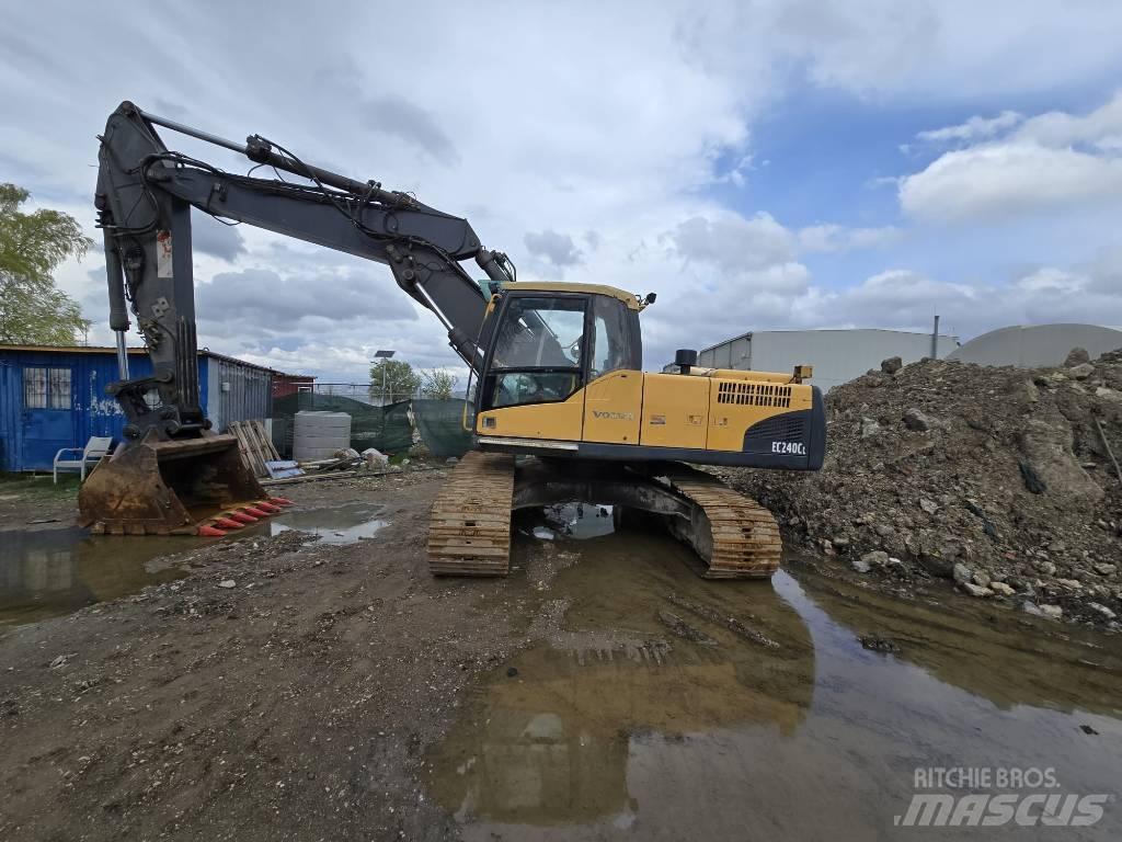 Volvo EC 240 C 大型油圧ショベル12t以上（パワーショベル・ユンボ）