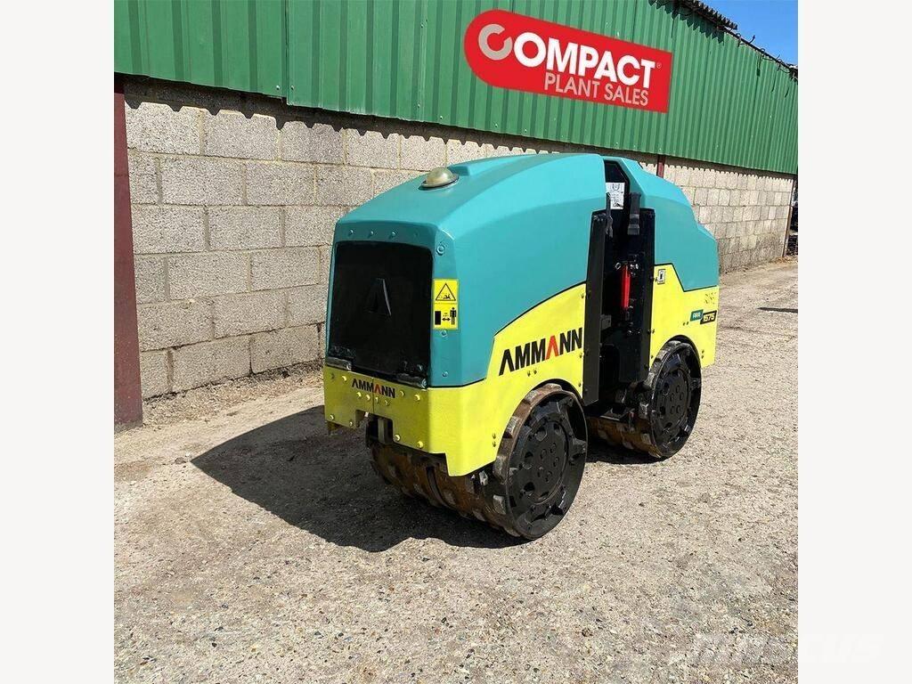 Ammann ARR 1575 タンデムローラ