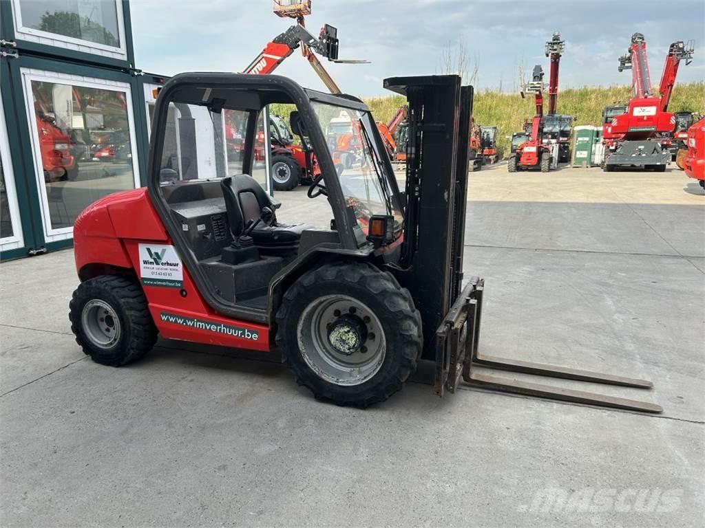 Manitou MH25-4 ラフターテレントラック
