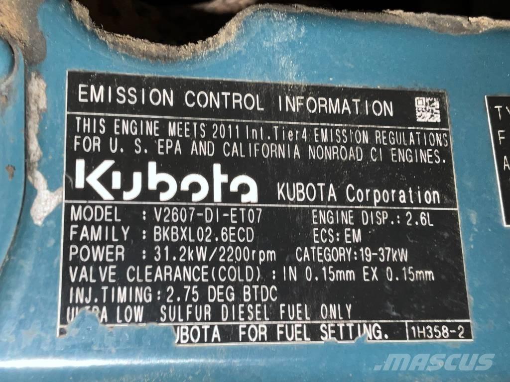 Kubota U 48-4 ミニ油圧ショベル 7t以下（ミニユンボ・ミニディガー）