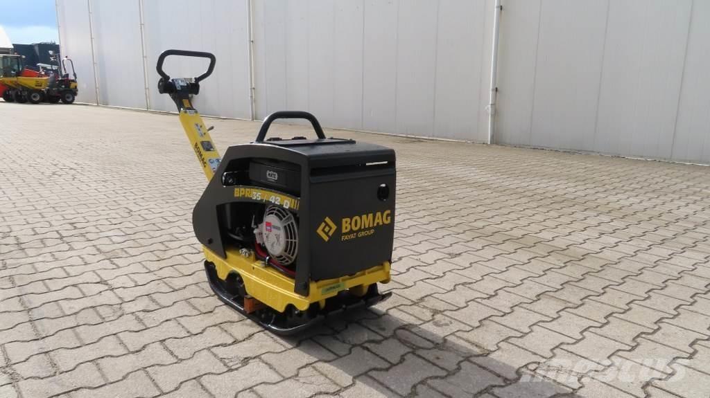 Bomag BPR 35/42D プレートコンパクター