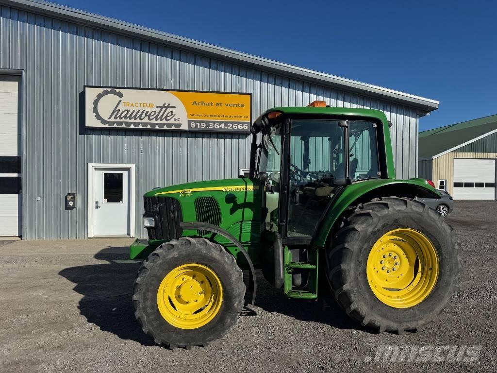 John Deere 6120 トラクター