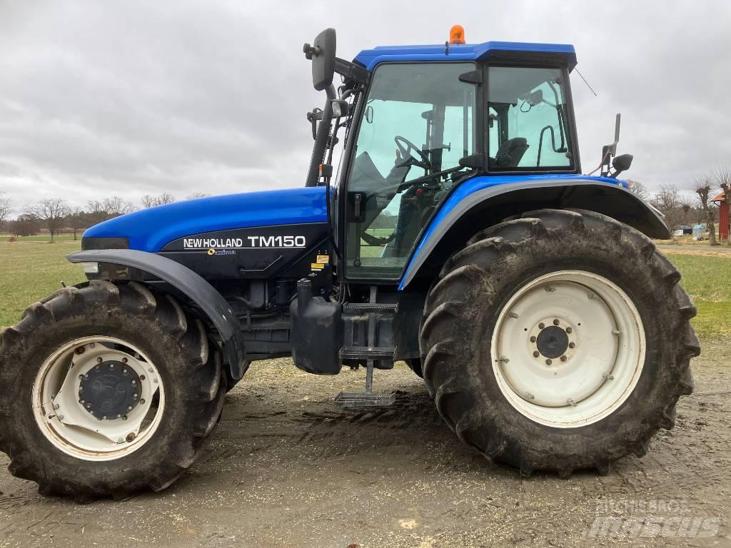 New Holland TM 150 トラクター