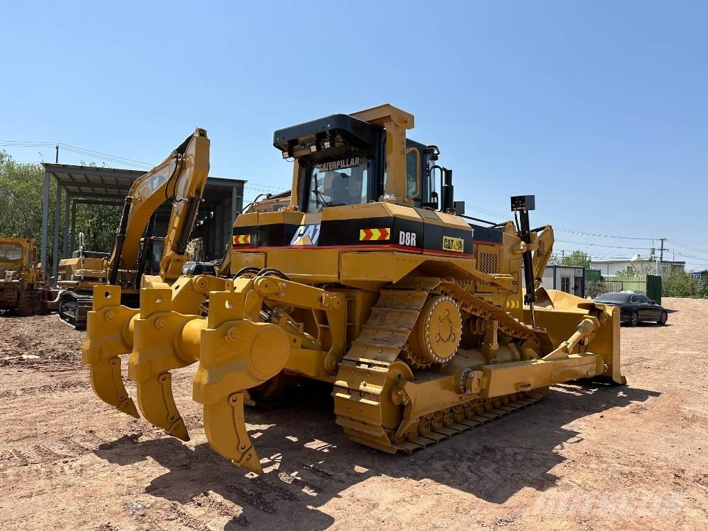 CAT D8R ブルドーザー