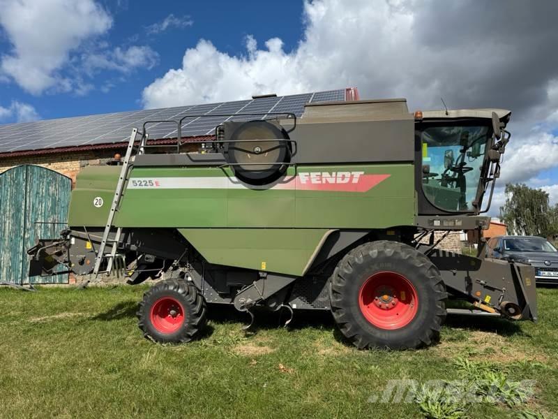 Fendt 5225 E コンバイン