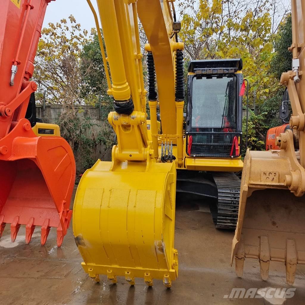 Komatsu PC 130 大型油圧ショベル12t以上（パワーショベル・ユンボ）