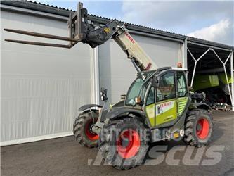 CLAAS SCORPION 7040 農業用テレハンドラー