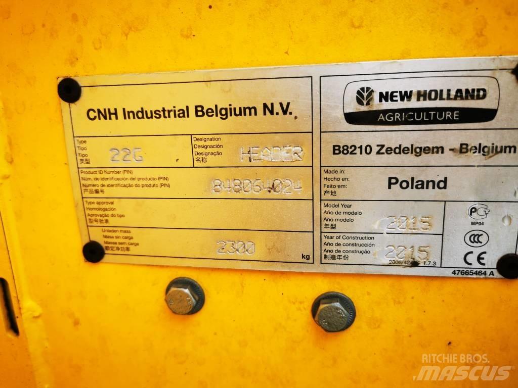 New Holland CX 8070 コンバイン
