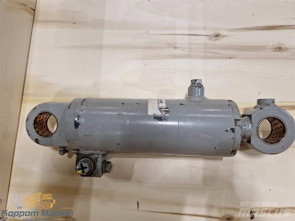 Rottne 110-32339 油圧機