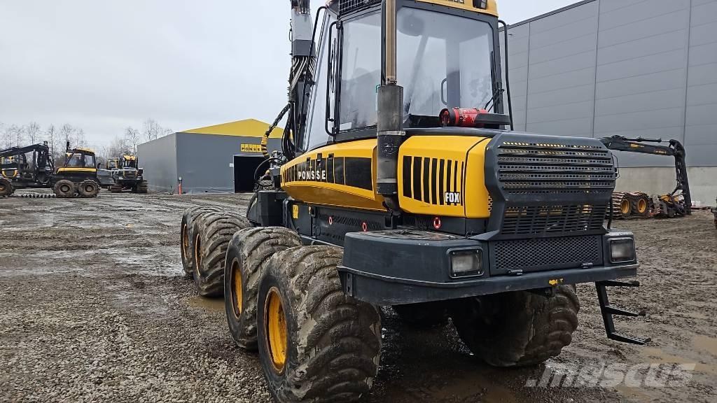 Ponsse Fox ハーベスター