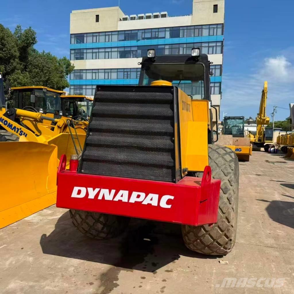 Dynapac CA 30 D 振動ローラ