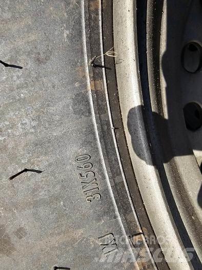 Pirelli ITINERIS 7 トラック・トレーラー - 　その他