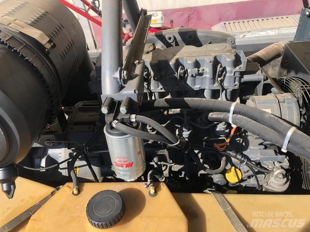 Atlas Copco XAS 137 コンプレッサー