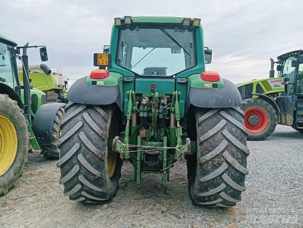 John Deere 6820 トラクター