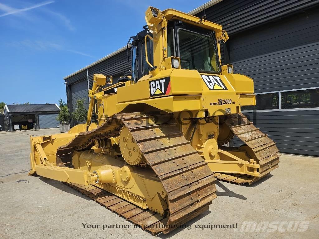 CAT D 6 T LGP ブルドーザー