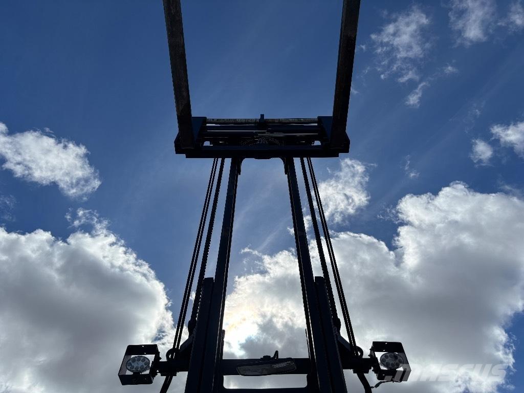 Kalmar ECF 80-9 バッテリーフォークリフト