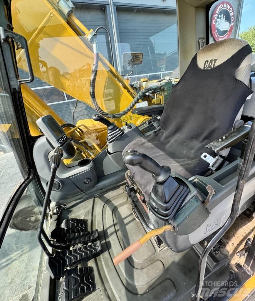 CAT 323 D L 大型油圧ショベル12t以上（パワーショベル・ユンボ）