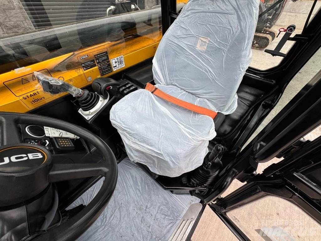 JCB 540-170 テレスコーピックハンドラー