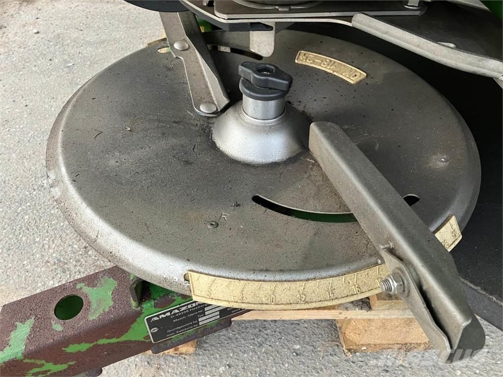Amazone ZAM 1500 ミネラル散布機