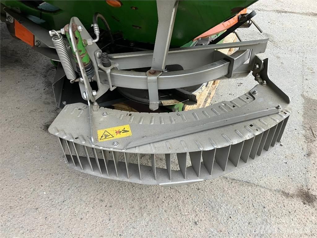 Amazone ZAM 1500 ミネラル散布機
