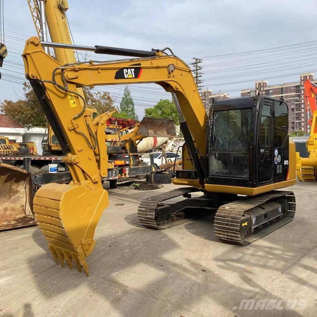 CAT 307 中型油圧ショベル 7ｔ-12ｔ（ユンボ・パワーショベル・バックホー）