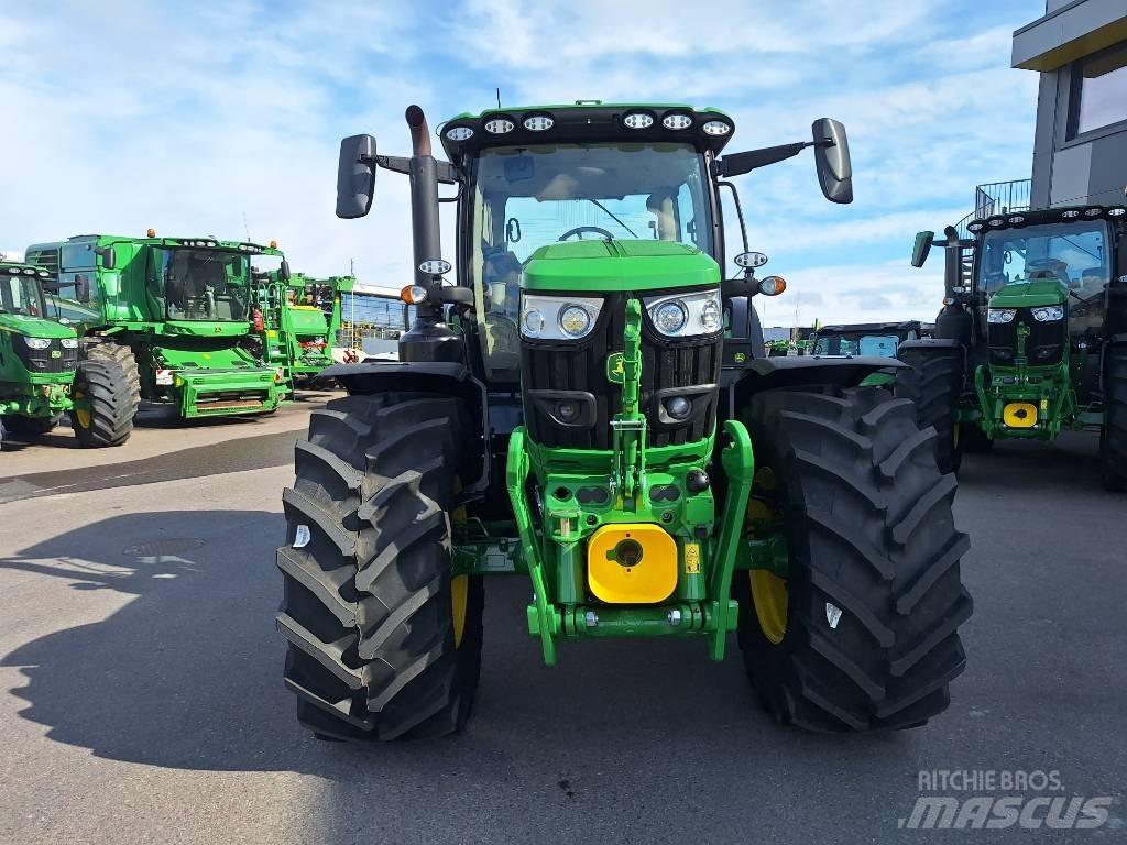 John Deere 6R 155 トラクター