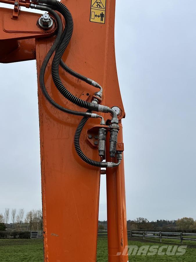 Doosan DX62R-3 特殊油圧ショベル