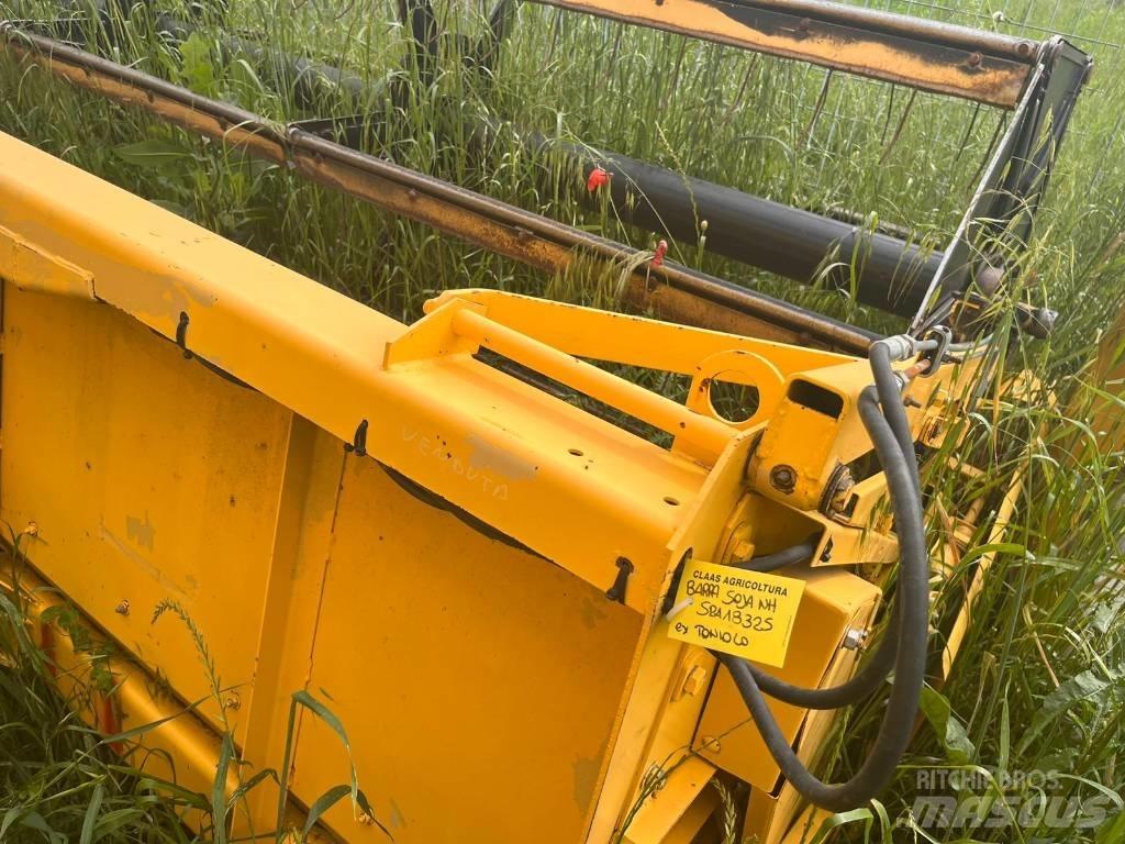 New Holland SOIA 4.4 コンバイン・ハーベスター・ヘッド