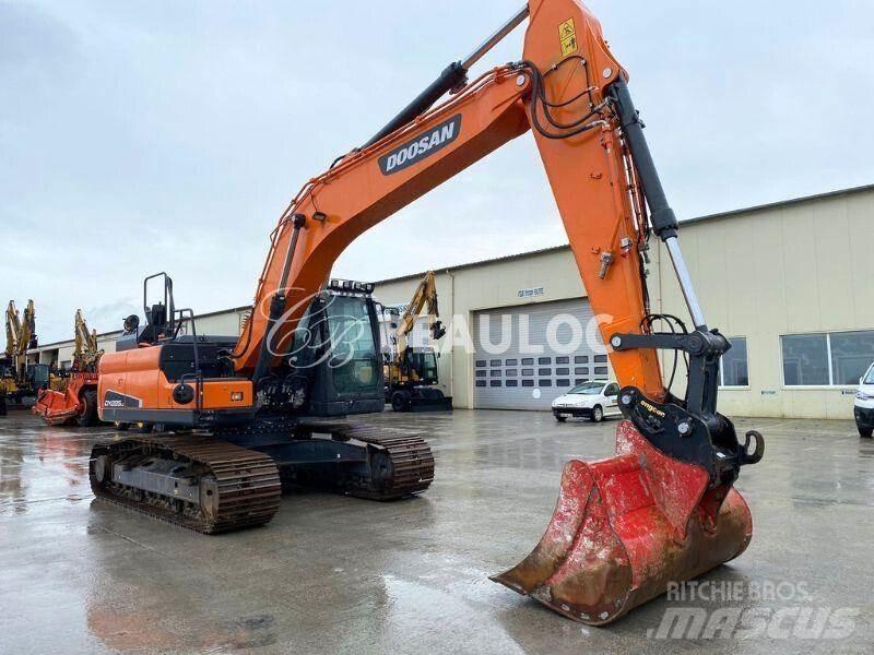 Doosan DX 225 LC 大型油圧ショベル12t以上（パワーショベル・ユンボ）