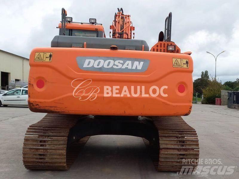 Doosan DX 225 LC 大型油圧ショベル12t以上（パワーショベル・ユンボ）