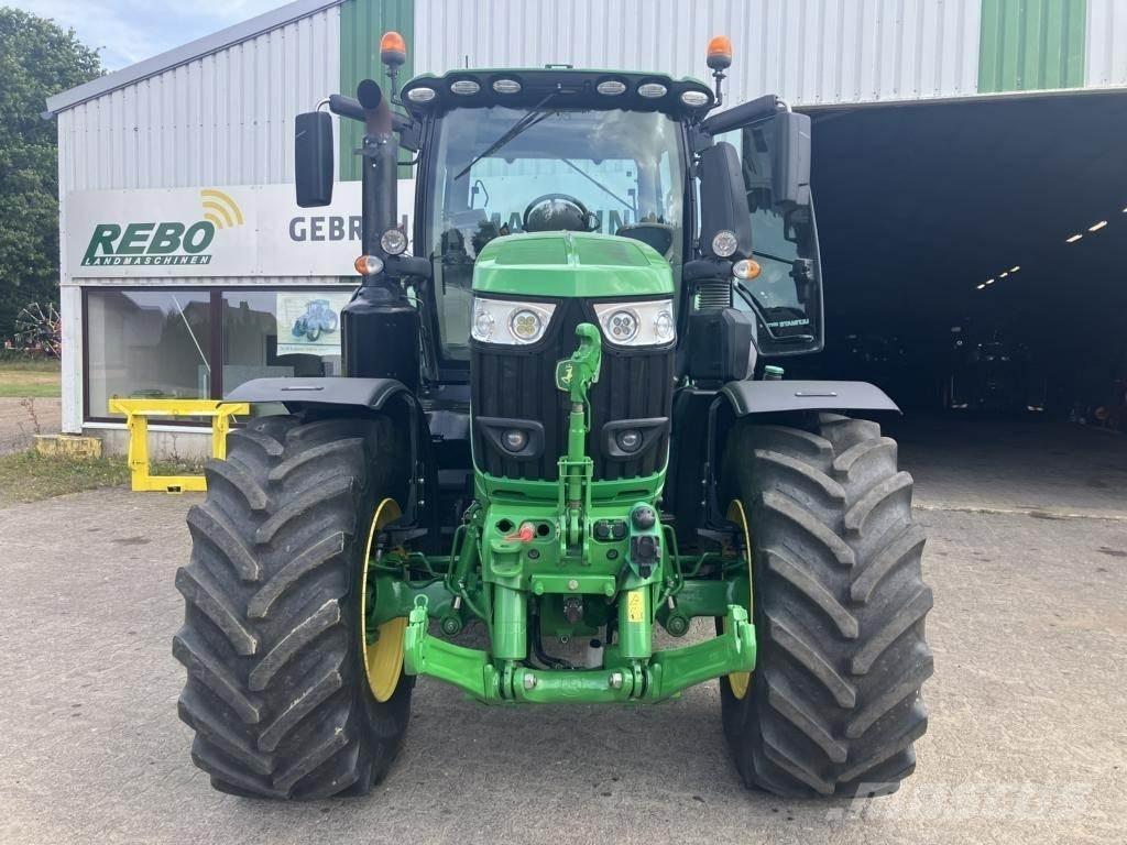 John Deere 6250R トラクター