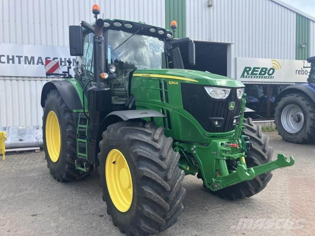 John Deere 6250R トラクター