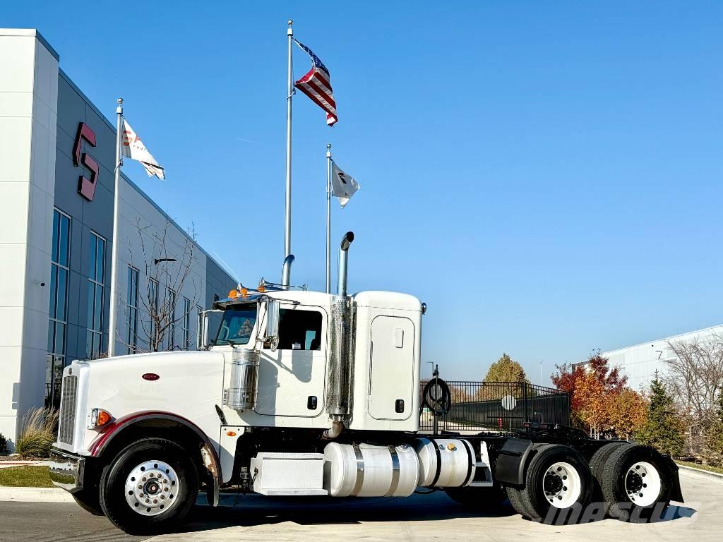 Peterbilt 367 中古トラクターヘッド | トレーラーヘッド