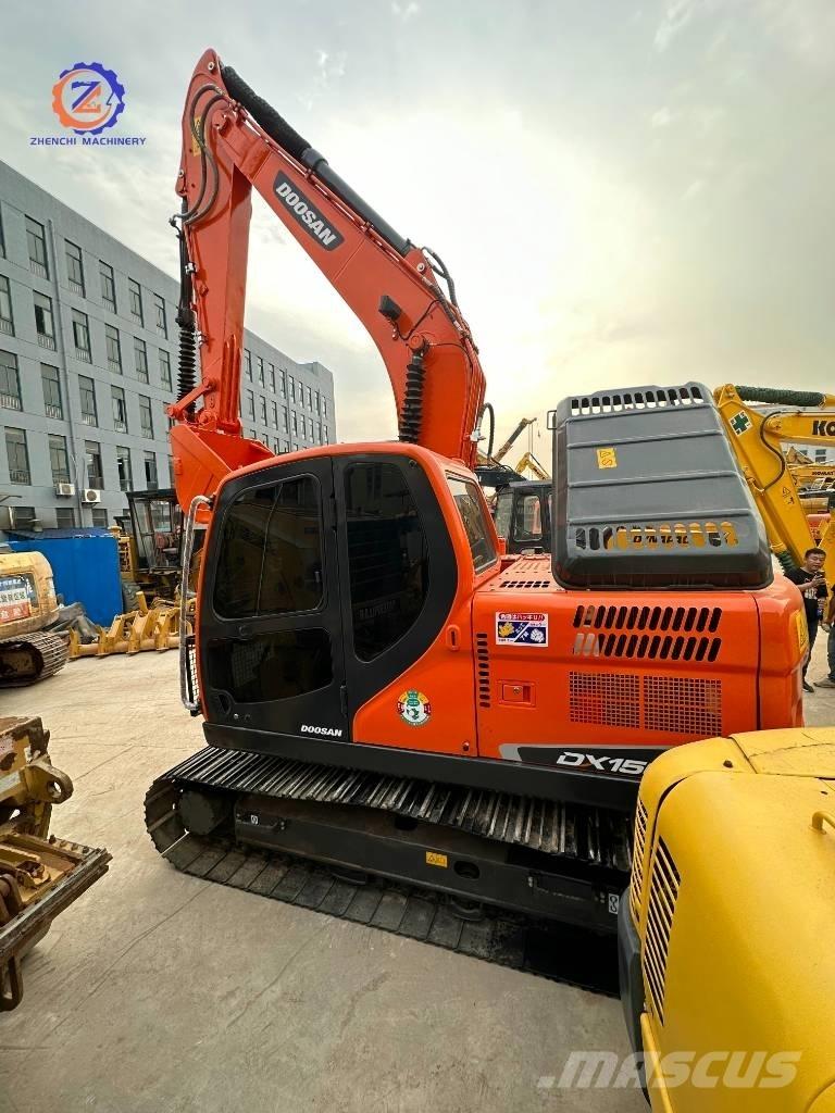Doosan DX 150 中型油圧ショベル 7ｔ-12ｔ（ユンボ・パワーショベル・バックホー）
